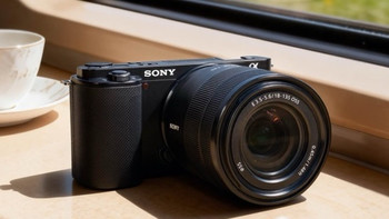 索尼发布 ZV-E10 系列 18-135mm 大变焦套装：一镜覆盖广角到长焦，面向旅拍与日常记录