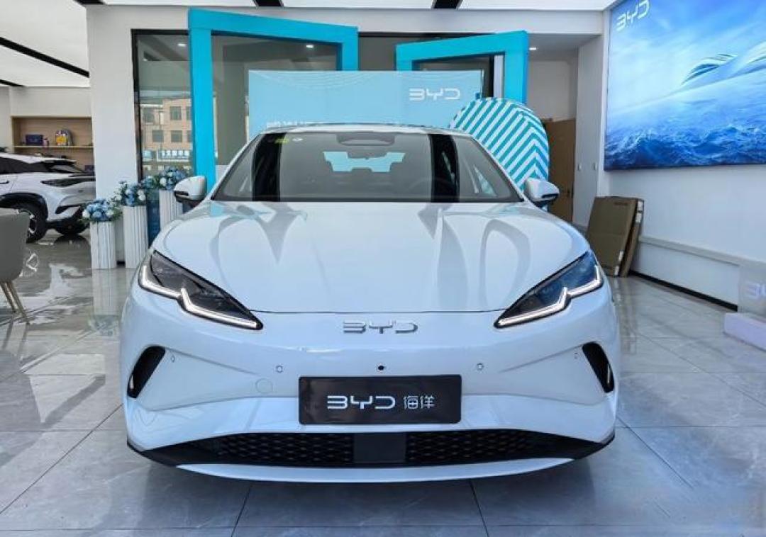 海豹06EV/秦PLUS DM/海豚齐配刀，比亚迪2026固态电池蓄势待发