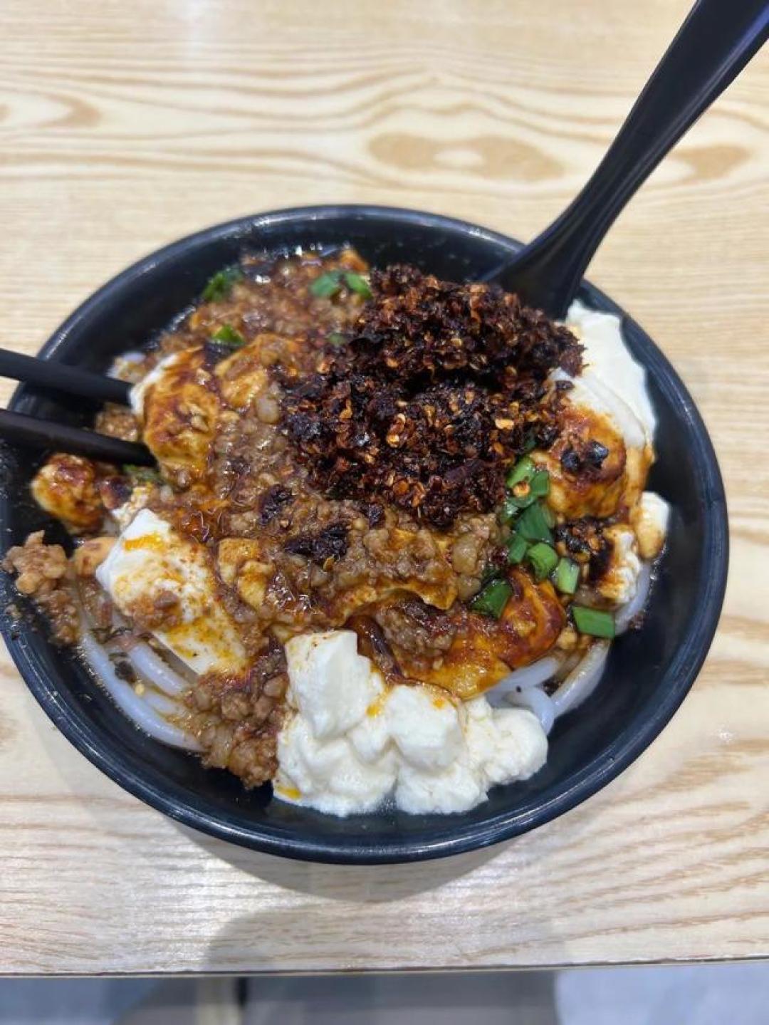昆明人10种地道小吃,藏着春城最浓的烟火气