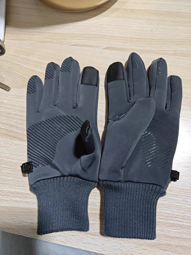 冬季抗寒骑行手套｜-40℃锁温，触屏防滑全能守护✨
