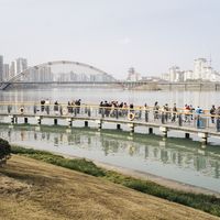 富士X100F阳光下表现样片，此帖完结。