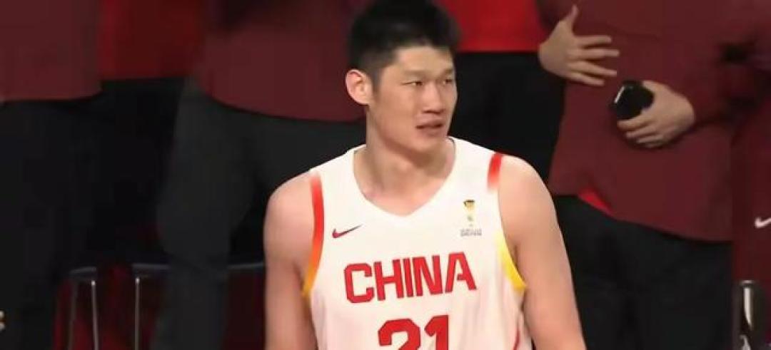 不惧主场哨!中国男篮最解气逆转日本队,3人爆发让对手措手不及