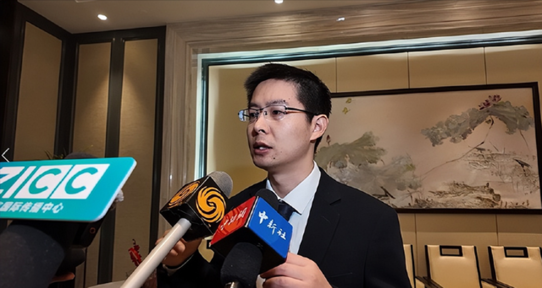 德国总理看呆宇树机器人！德企高管一句玩笑，道破中国智造真相
