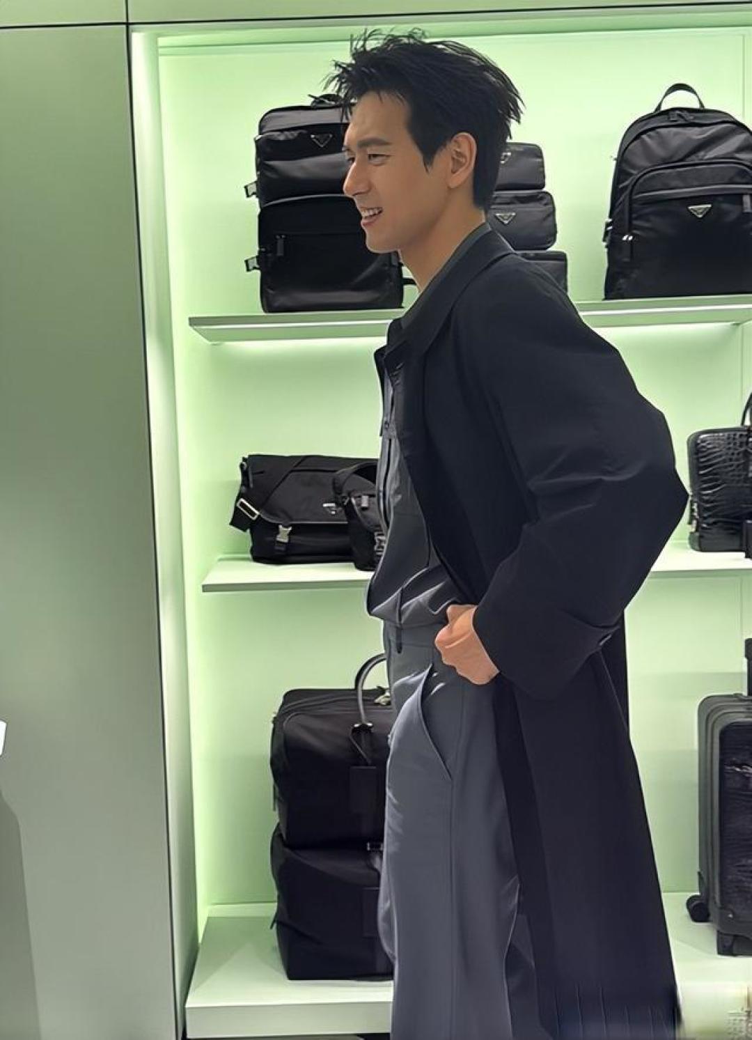 Prada生图堪比“卸妆水”：杨幂贾玲状态封神，有人造型翻车