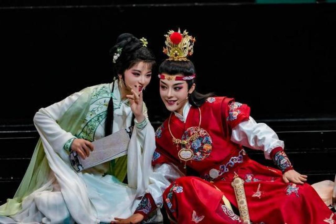 陈丽君台湾首演火爆出圈,创新越剧征服宝岛年轻人