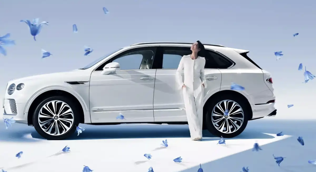 英伦豪华SUV,蓝色婚礼主题设计,限量10台,售价150.72万起