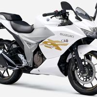 油冷单缸小跑车焕新！2026款铃木Gixxer SF250发布，三款新配色你站谁？