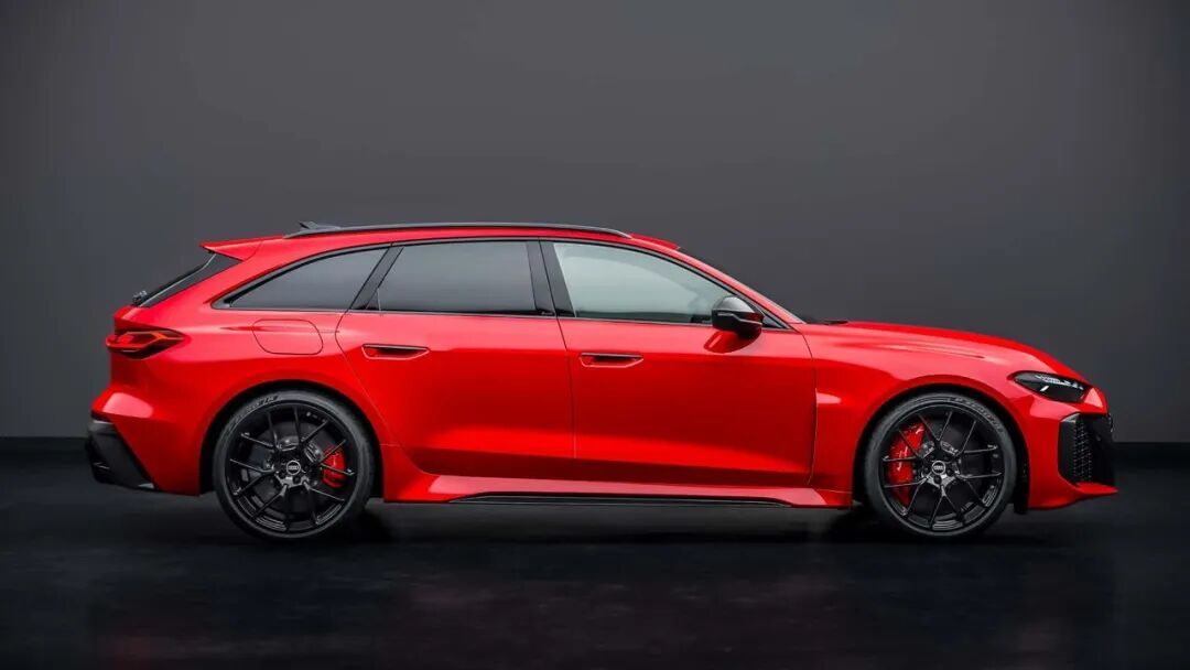 德系旅行车上新,3.6秒破百,2.9T V6双涡轮插混,可控漂移!