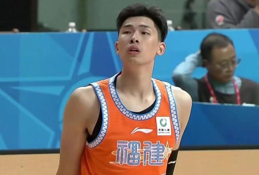 麦基即将飞往中国，张镇麟邹阳进入全明星，辽宁男篮新援即将到位
