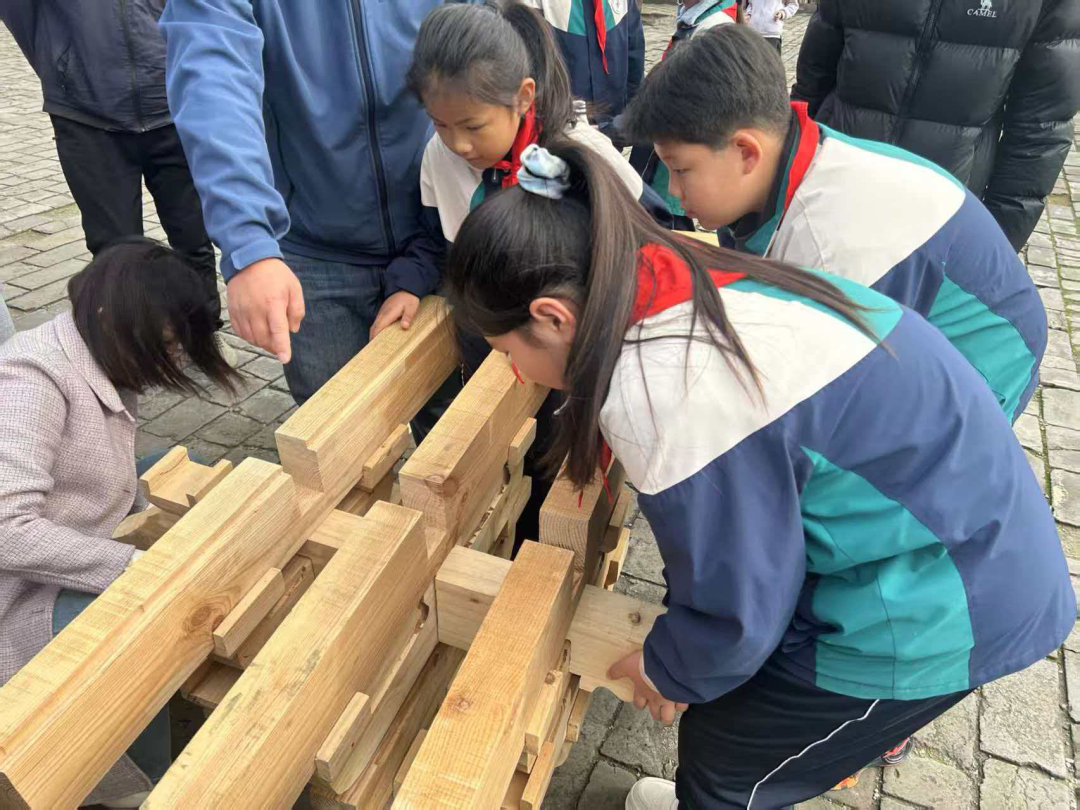 走街巷寻年味探古建品文化——安阳市永安东街小学五年级寒假实践活动纪实