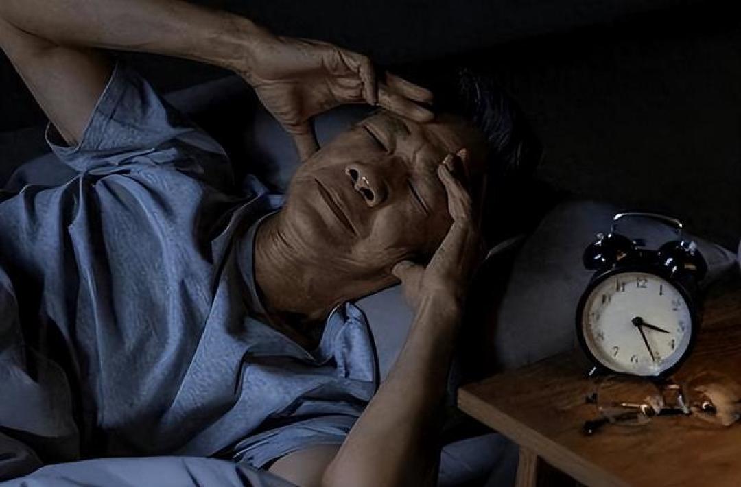 夜尿频繁睡不好？泌尿科专家传授3个妙招，教你改善！