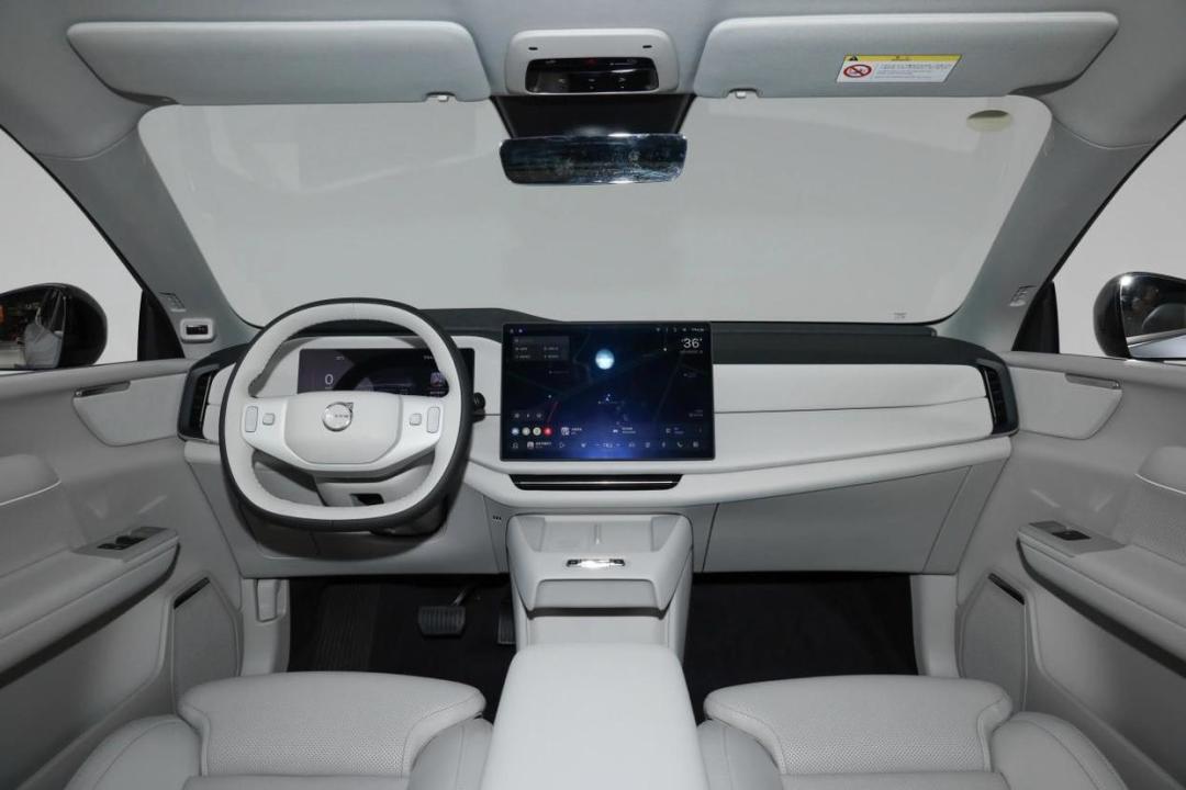 沃尔沃XC70:跟我比狠?裸车直降14.7万!