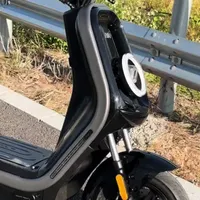 K系列总结：
1．雪橇形环臂围栏龙骨车架，采用椭圆扁管，对比圆管/方管的垂直抗扭强度更强，车架稳
2．贯穿式航母大甲板，大空间具备充足的改装潜力
3．外观造型，年轻，时尚，潮酷，活力，配色多样丰富（黑、灰、白、橙、粉、黄，个性拉满！#小牛K# #新国标电自小牛K# #这很小牛# #cm口门