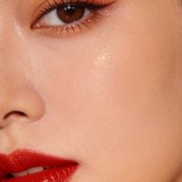 炫彩年味新妆大盘点：年度美妆新品评测与推荐