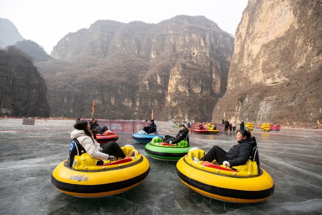 不必远行，龙庆峡冰川峡谷超好玩！冰上项目一站打卡→