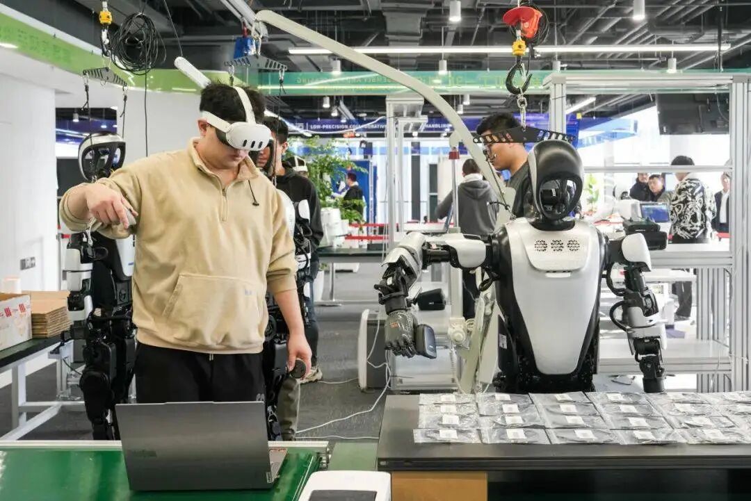 从春晚舞台到生产车间,长三角人形机器人开启“打工热潮”