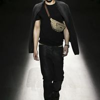 Demna 入主 GUCCI 首场大秀终于揭幕