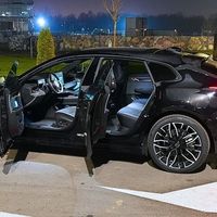 瑞士人体验过极氪001后，简直惊艳。