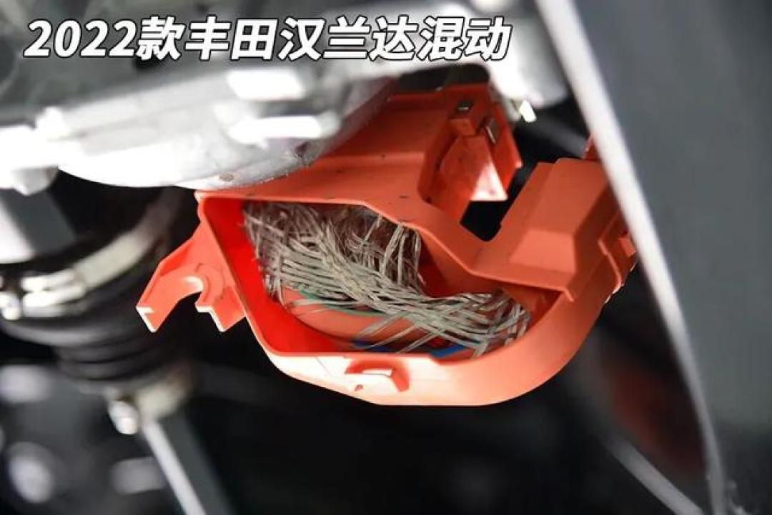 丰田RAV4拆车:底盘有所升级,铝合金又回来了!