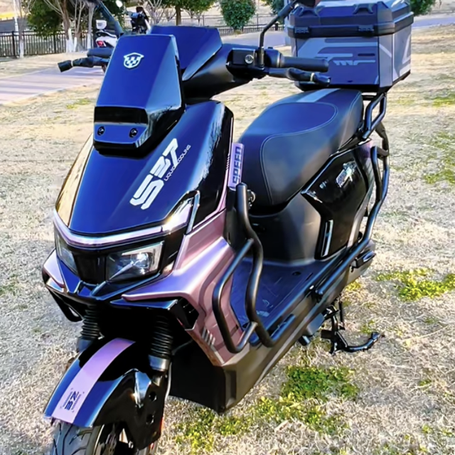 3500块能“闭眼买”的电摩，底盘扎实，续航充沛，适合乡镇跑县城！