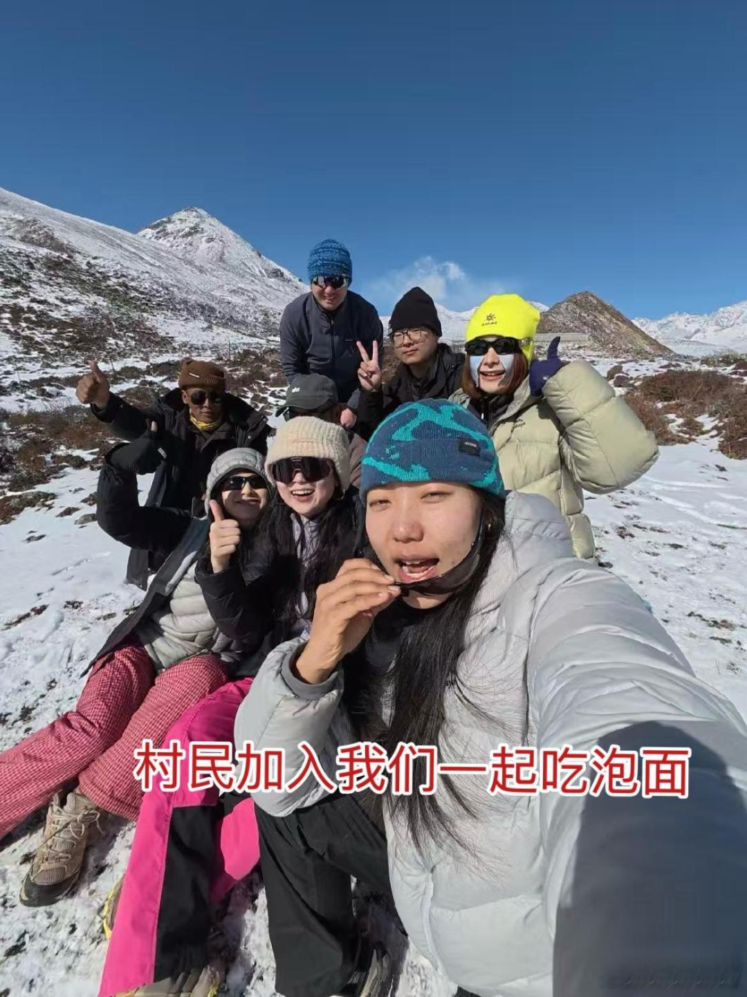 女生西藏徒步时失联，用牛粪保温在牛棚被找到，为啥牛粪能帮助维持体温？这种情况还能做哪些保护措施？
