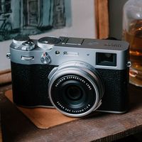 主持人の拍照设备大公开 📸 不知道 我的相机们很曼妙 
在#中国网络视听盛典 红毯
整理了一波主持人出工必备相机
从微单到手机到ccd到拍立得到胶片机
主打小白也能轻松出图 不挑光线不挑人 
#相机分享 #拍照设备分享 #出片神器 #主持人日常