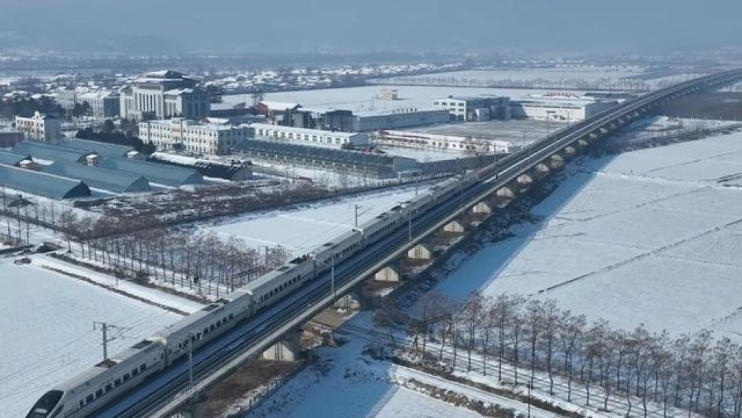 新华视点|冰雪“冷资源”带动全域“热经济”:从“文旅链”到“IP热”