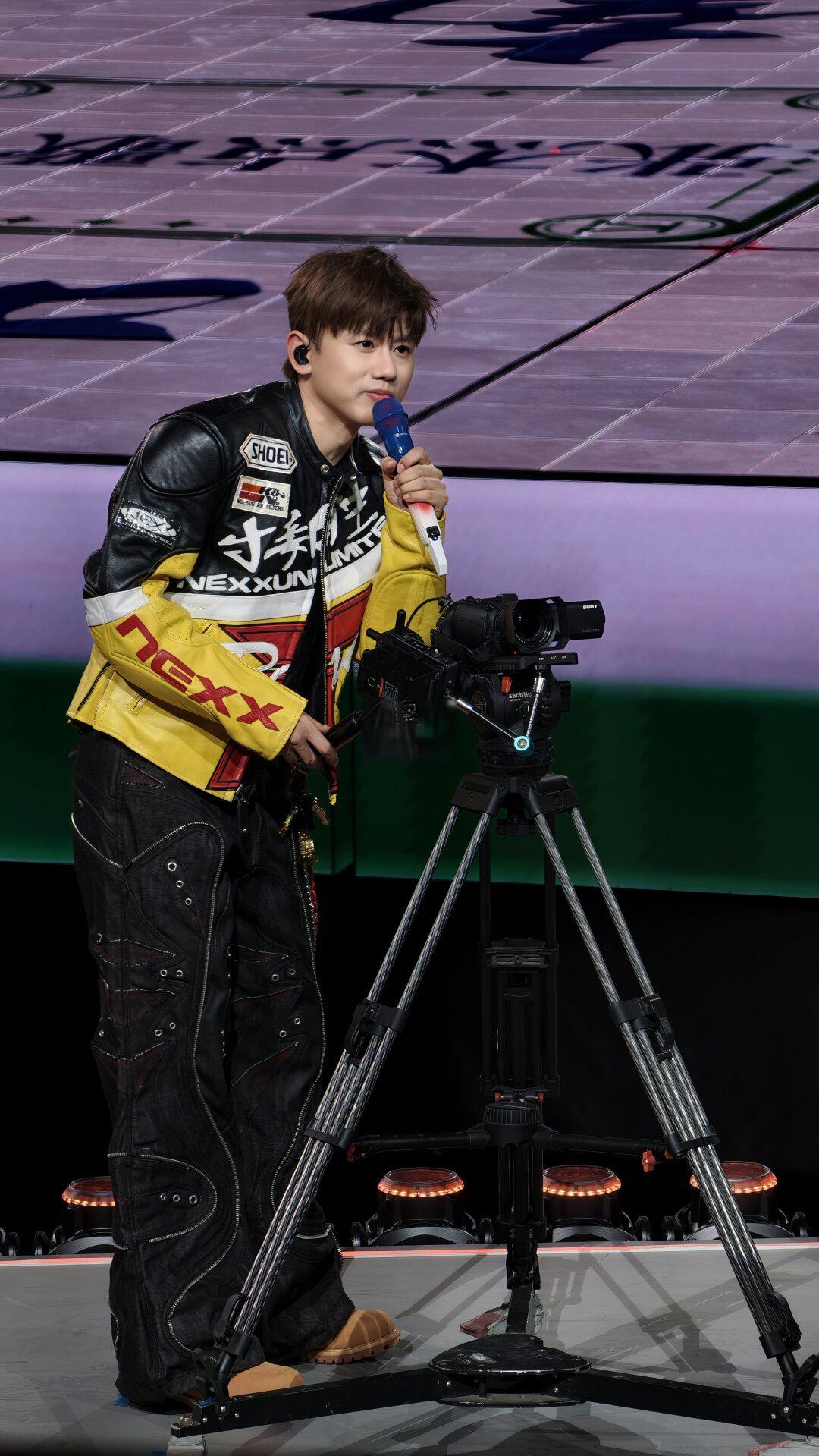 记录vivox300pro+增距镜拍演唱会感受