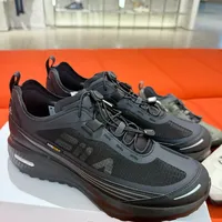 FILA运动鞋还值得中产买吗？3800+用户观点大PK