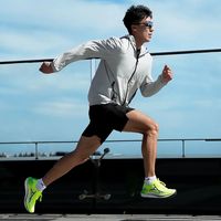 迪卡侬碳板跑鞋是性能突破还是营销噱头？1200+用户观点大碰撞