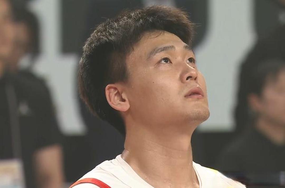 不容易!全员杀红眼5打8逆转日本 5人满分大秋封神,继伟证明自己