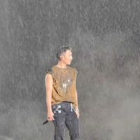 45岁谢霆锋：17万门票抢疯，他早不是你印象中的叛逆少年！ #谢霆锋 #谢霆锋演唱会 #人物故事 #谢霆锋广州演唱会