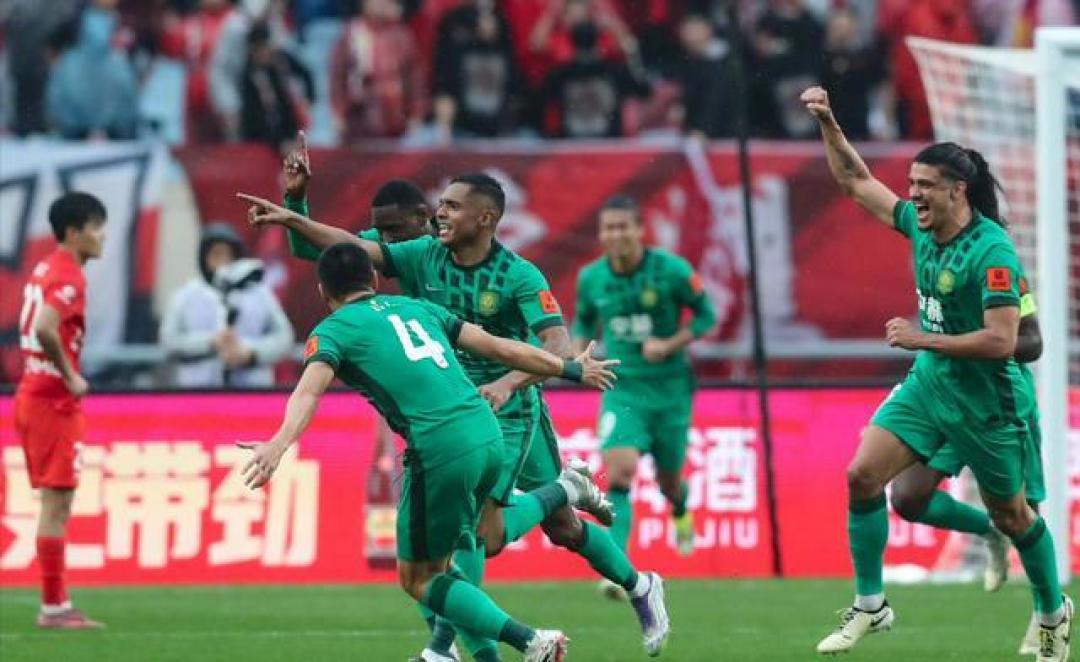 北京国安2-0完胜海港,时隔23年复仇夺得超级杯冠军