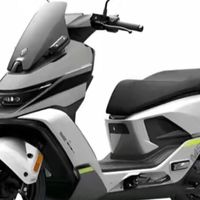 电摩新品资讯：九号M5 125双电版搭载宁德时代电芯亮相！