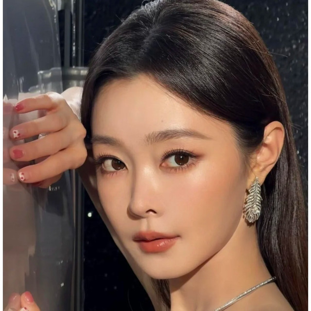 被明星生图种草！海蓝之谜奇迹眼霜焊死眼周年轻态