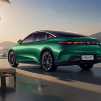 极狐新阿尔法S5携七款潮色登场，定义轿跑颜值新高度