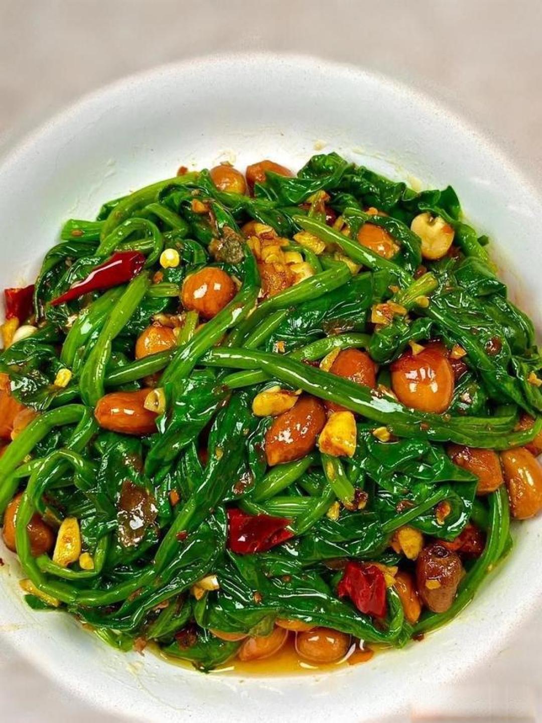 “睡不好，容易老”，建议女人：3种食物要常吃，安神助眠身体好