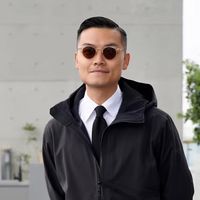 现在很多男人都在穿：始祖鸟+lululemon，舒适高级，演绎不同风格