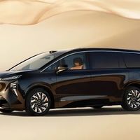 别克至境世家 VS GL8陆尊燃油版：到底该怎么选？