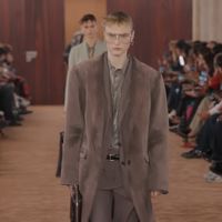 2023至2026年中性风成服饰第二大风格，Z世代推动“男女同款”成交额激增4.3倍