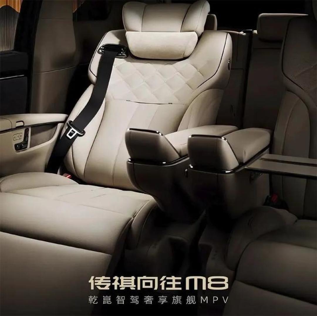 精打细算下的2026款传祺M8 HEV对比奥德赛,谁才是家用MPV之王?