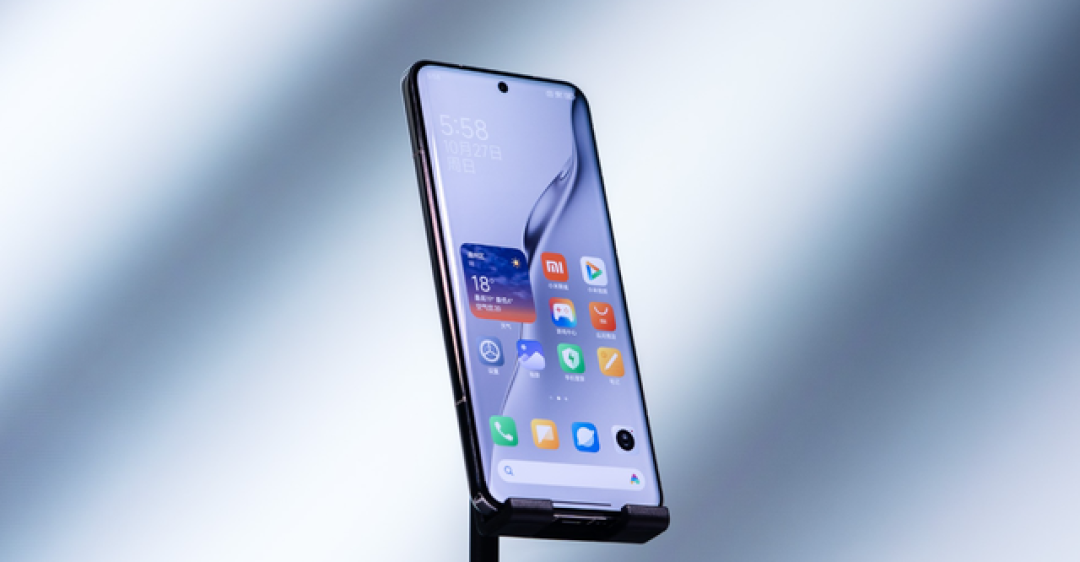 目前“最值得捡漏”的3款手机，16GB+512GB大跳水，用到2031年