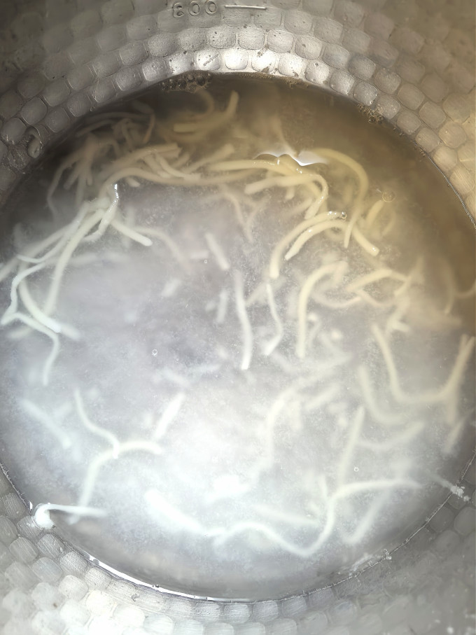 探寻风味社方便速食