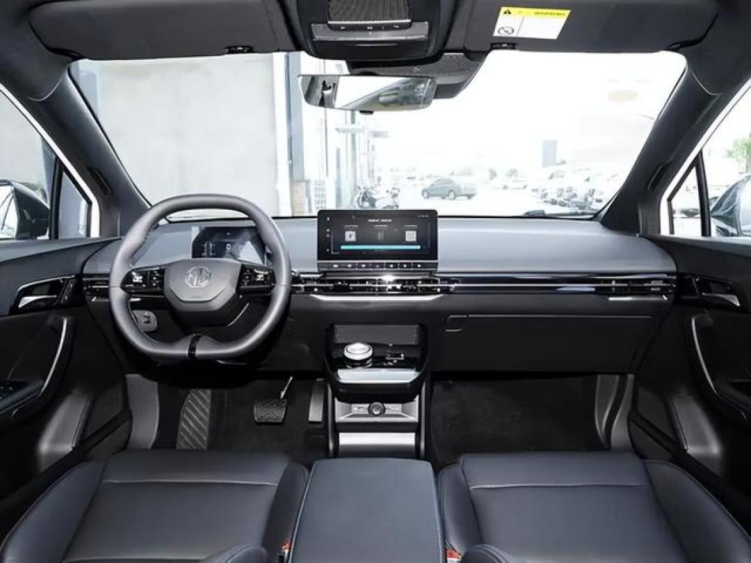 纯电轿跑上新!2026款名爵MG4 EV,激光雷达+城市NOA智驾拉满