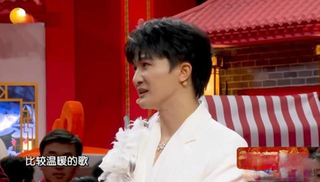 2026辽宁春晚:周深实力破圈,首次挑战小品舞台,承包全网笑点