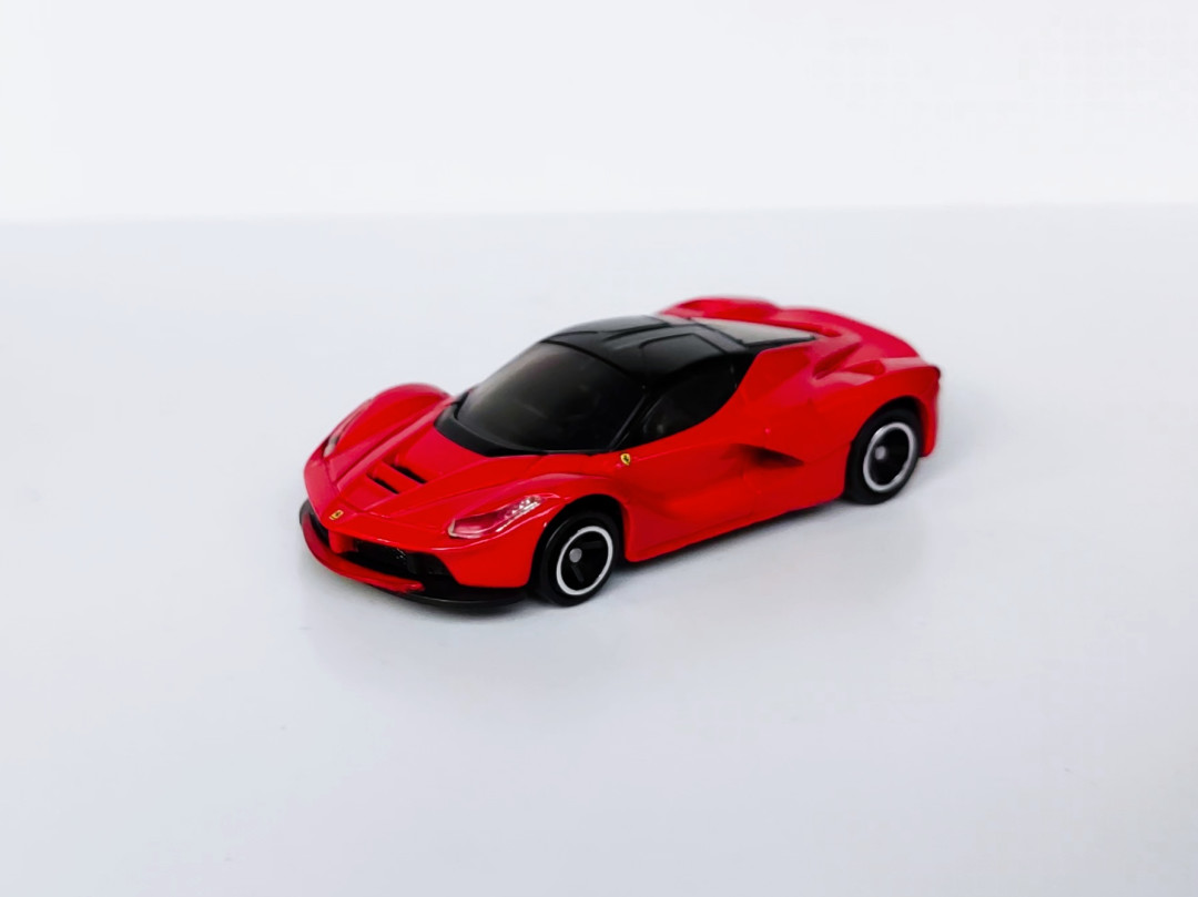 法拉利 Laferrari ~ TOMY