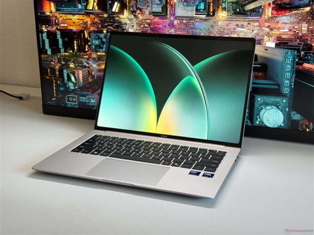 荣耀MagicBook Pro 14实测:锐炫B370性能追上大哥B390!