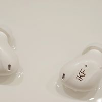 颜值与实力双在线！iKF楼兰豆式降噪蓝牙耳机