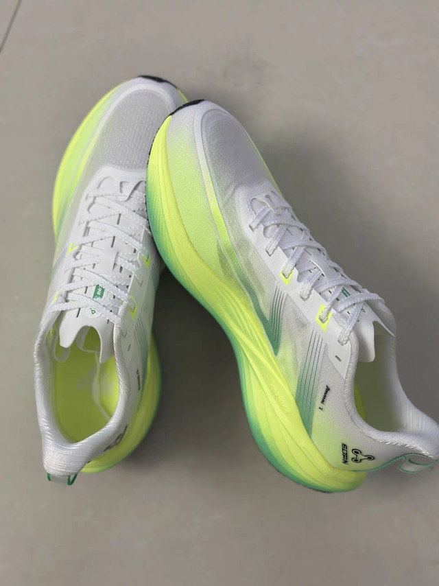 跑马训练党别纠结！匹克态极二次呼吸3.0真的省心