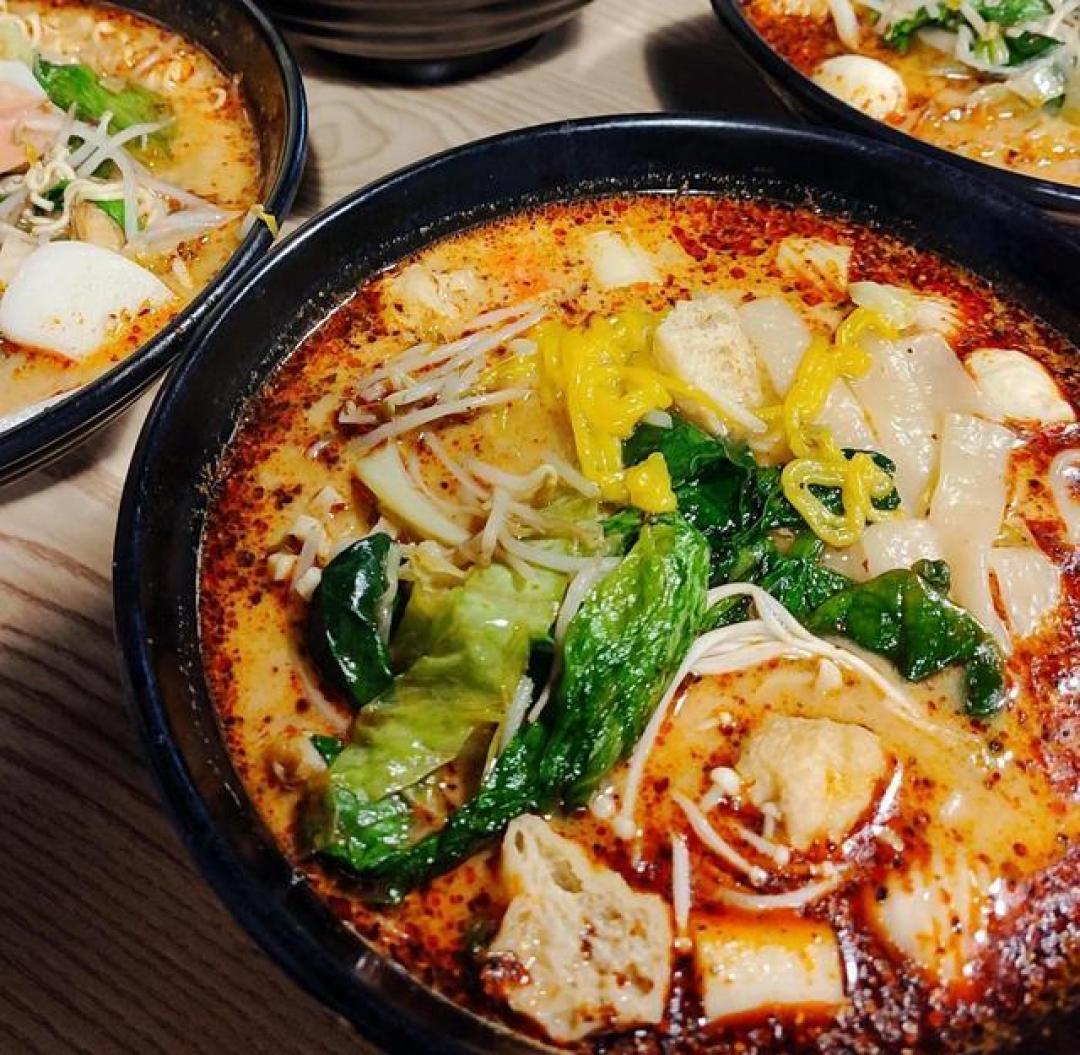 从麻酱魂到头像玄学，刘文祥的味道为何成了“开盲盒”？